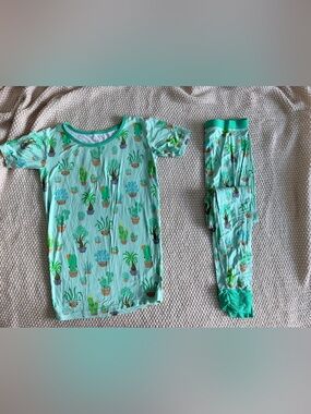Little Sleepies Happy Plants Bamboo Pajama Set Size 12/14 GUC